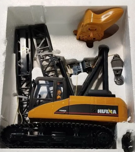 Huina 1572 гусеничный кран на РК ,1:14 , стрела 53 см 3788 фото